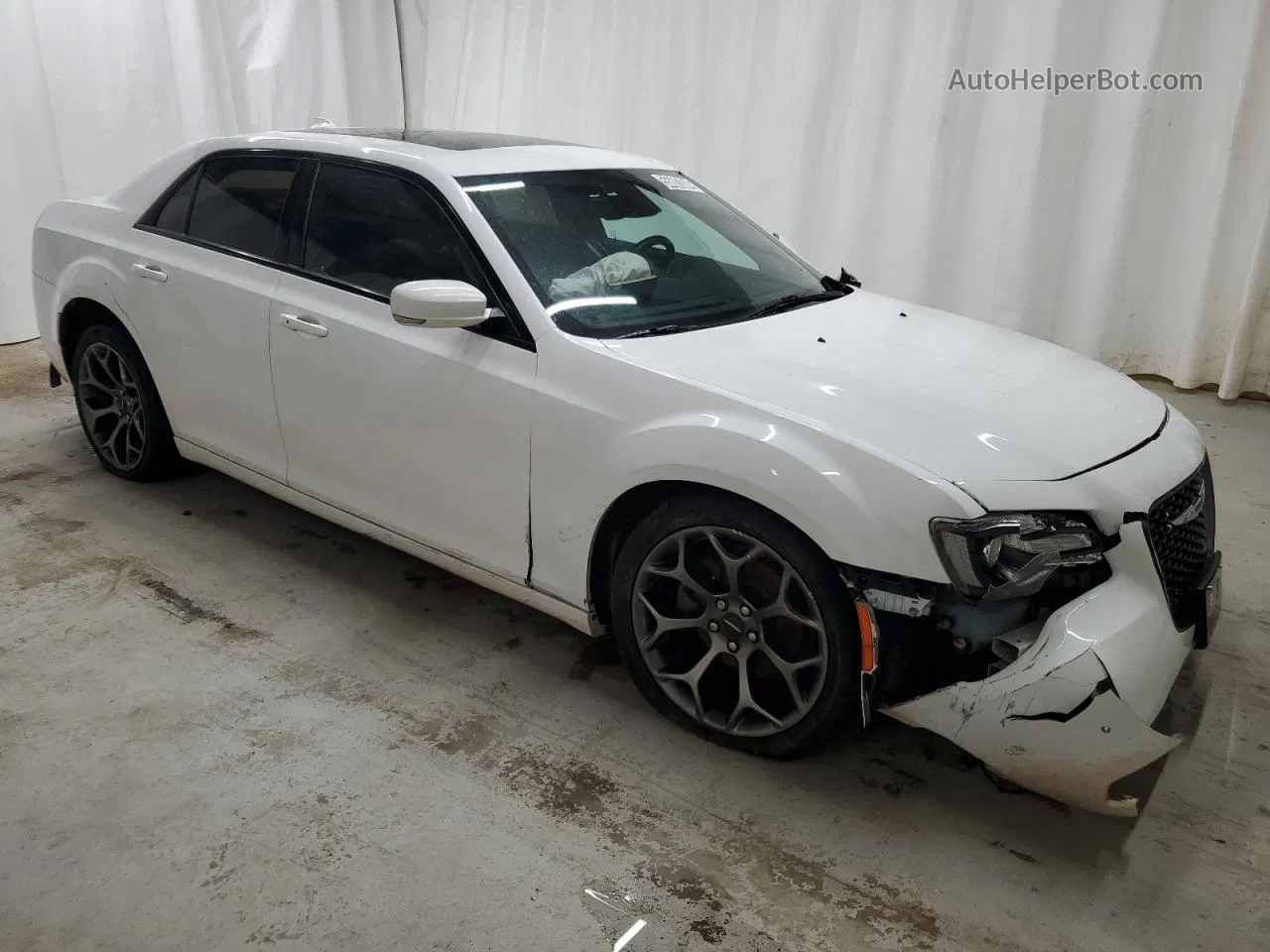 2016 Chrysler 300 S White vin: 2C3CCABG5GH230048