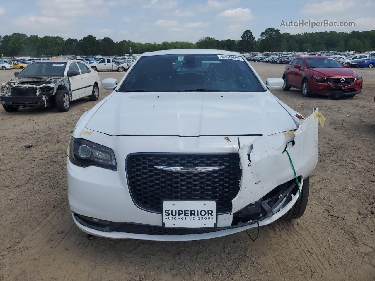 2019 Chrysler 300 S Белый vin: 2C3CCABG5KH682753