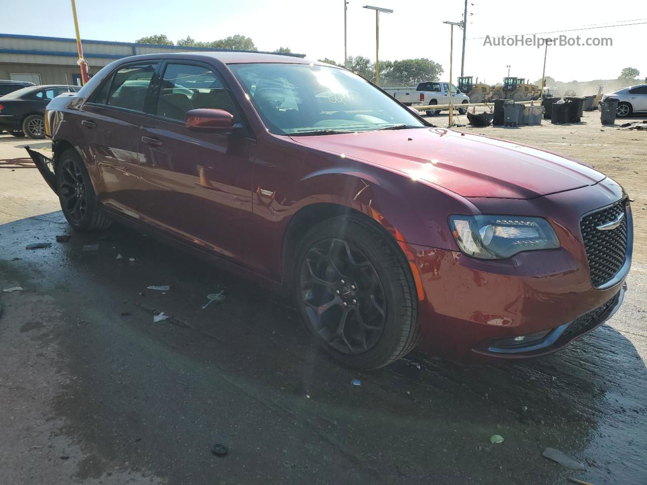 2019 Chrysler 300 S Red vin: 2C3CCABG6KH624795