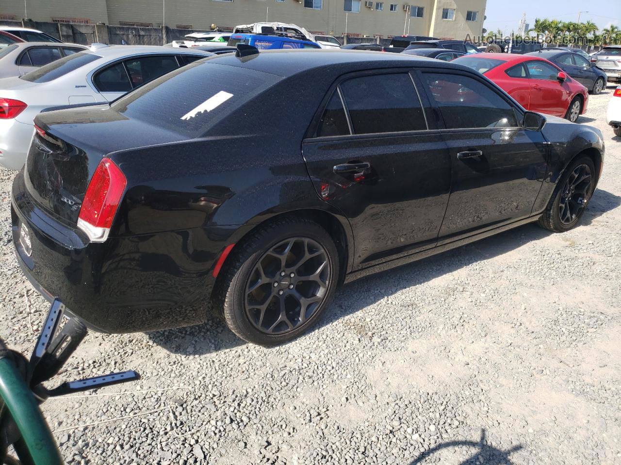 2019 Chrysler 300 S Black vin: 2C3CCABG6KH639815