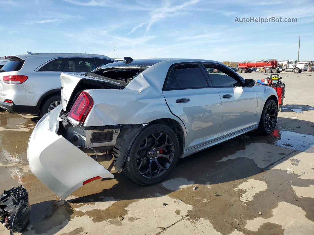 2019 Chrysler 300 S Silver vin: 2C3CCABG6KH686066