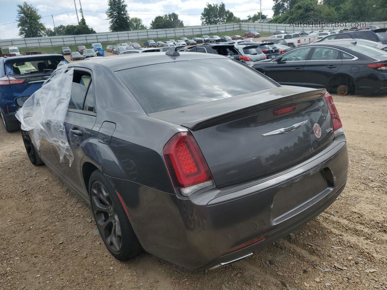 2017 Chrysler 300 S Gray vin: 2C3CCABG7HH508210