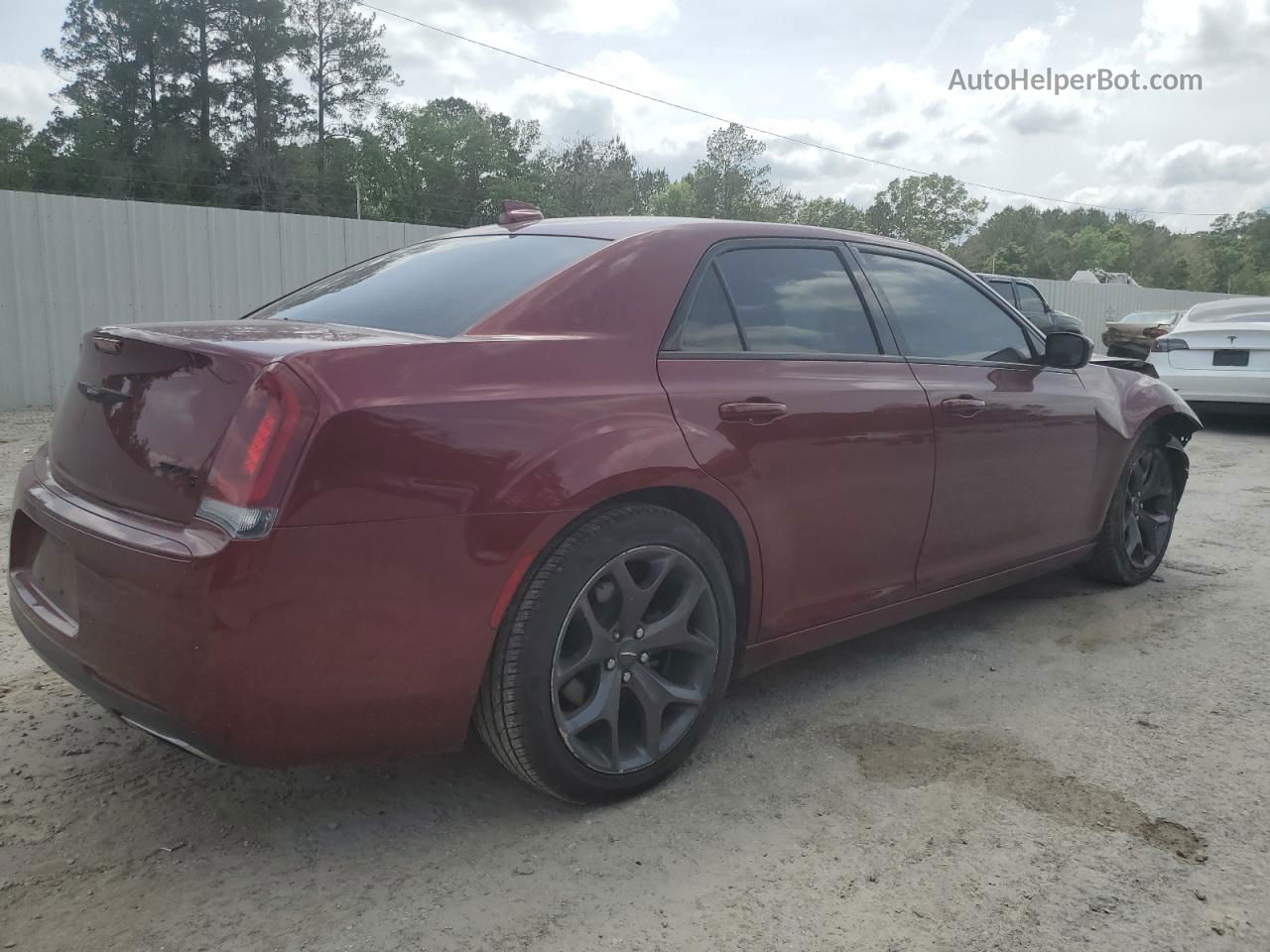 2019 Chrysler 300 S Maroon vin: 2C3CCABG7KH639838