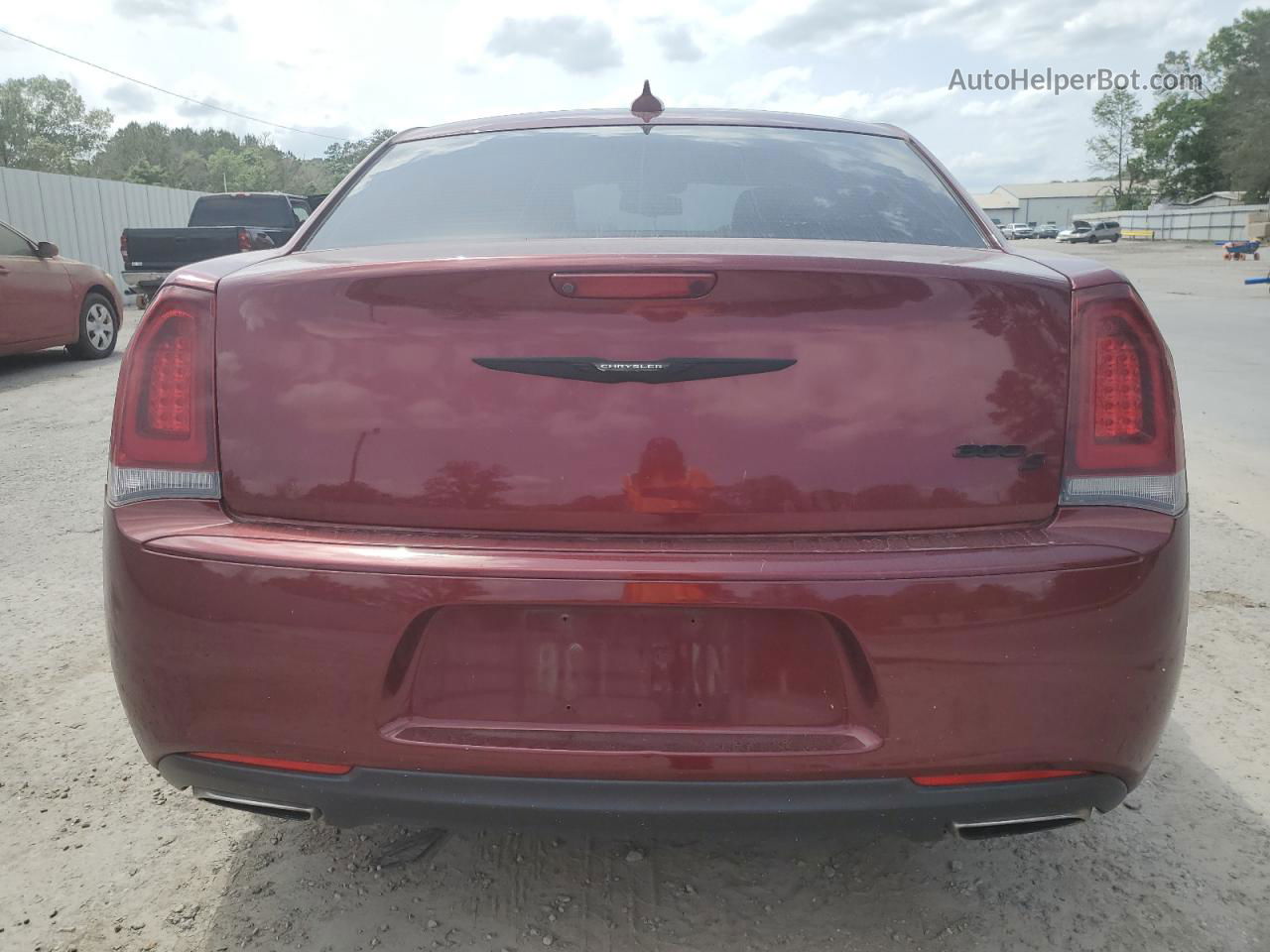 2019 Chrysler 300 S Maroon vin: 2C3CCABG7KH639838