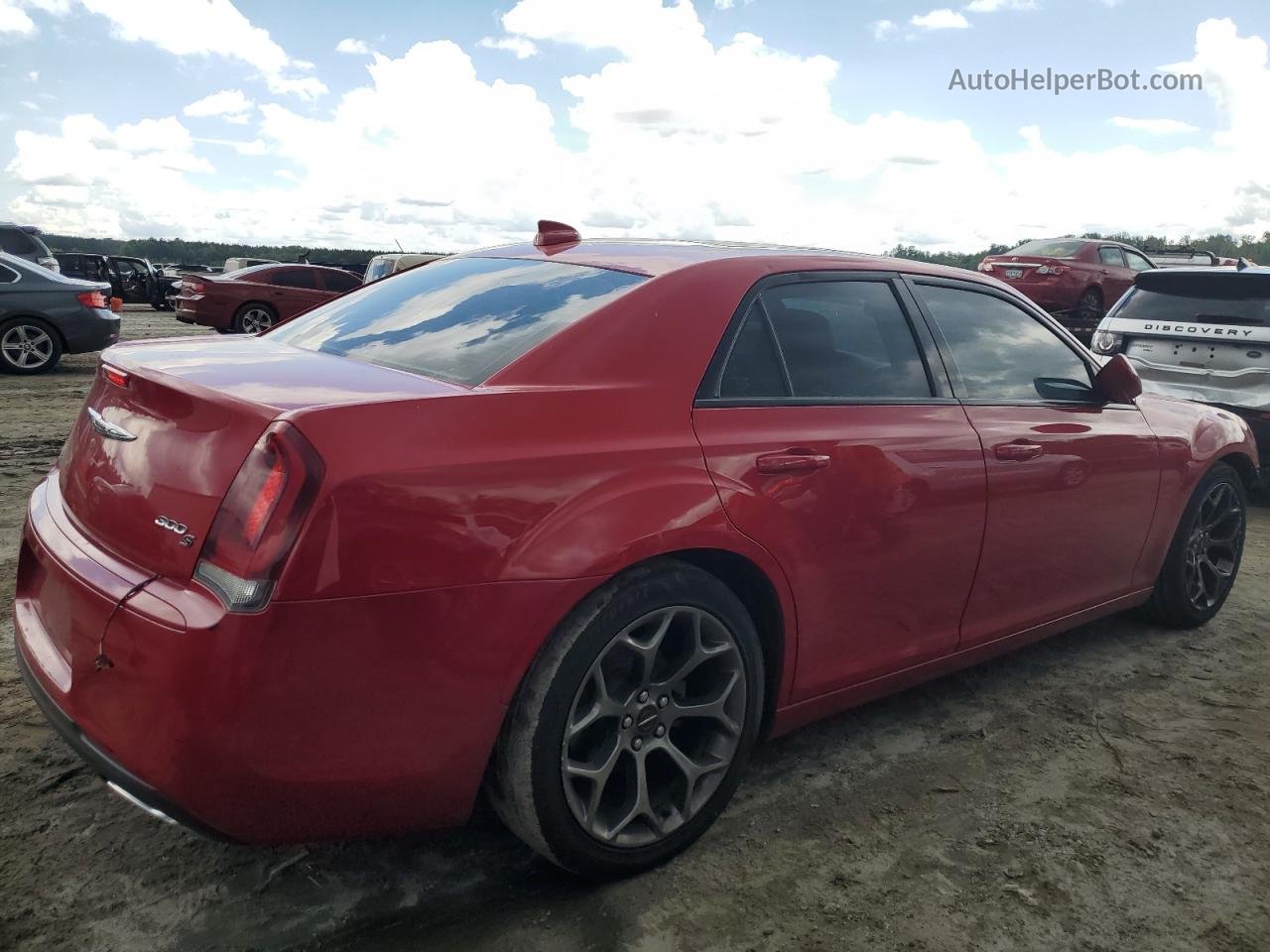 2017 Chrysler 300 S Red vin: 2C3CCABG8HH646953