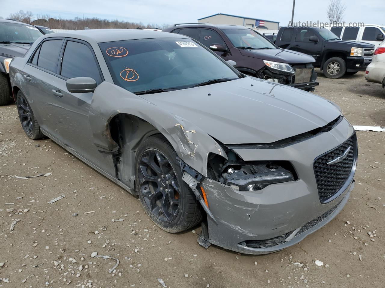 2019 Chrysler 300 S Gray vin: 2C3CCABG8KH654140