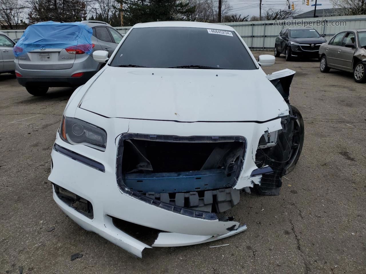 2019 Chrysler 300 S White vin: 2C3CCABG9KH566178