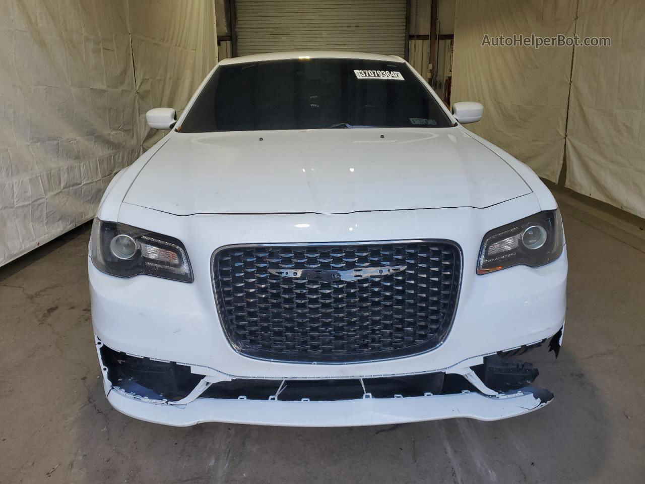 2019 Chrysler 300 S White vin: 2C3CCABGXKH585421