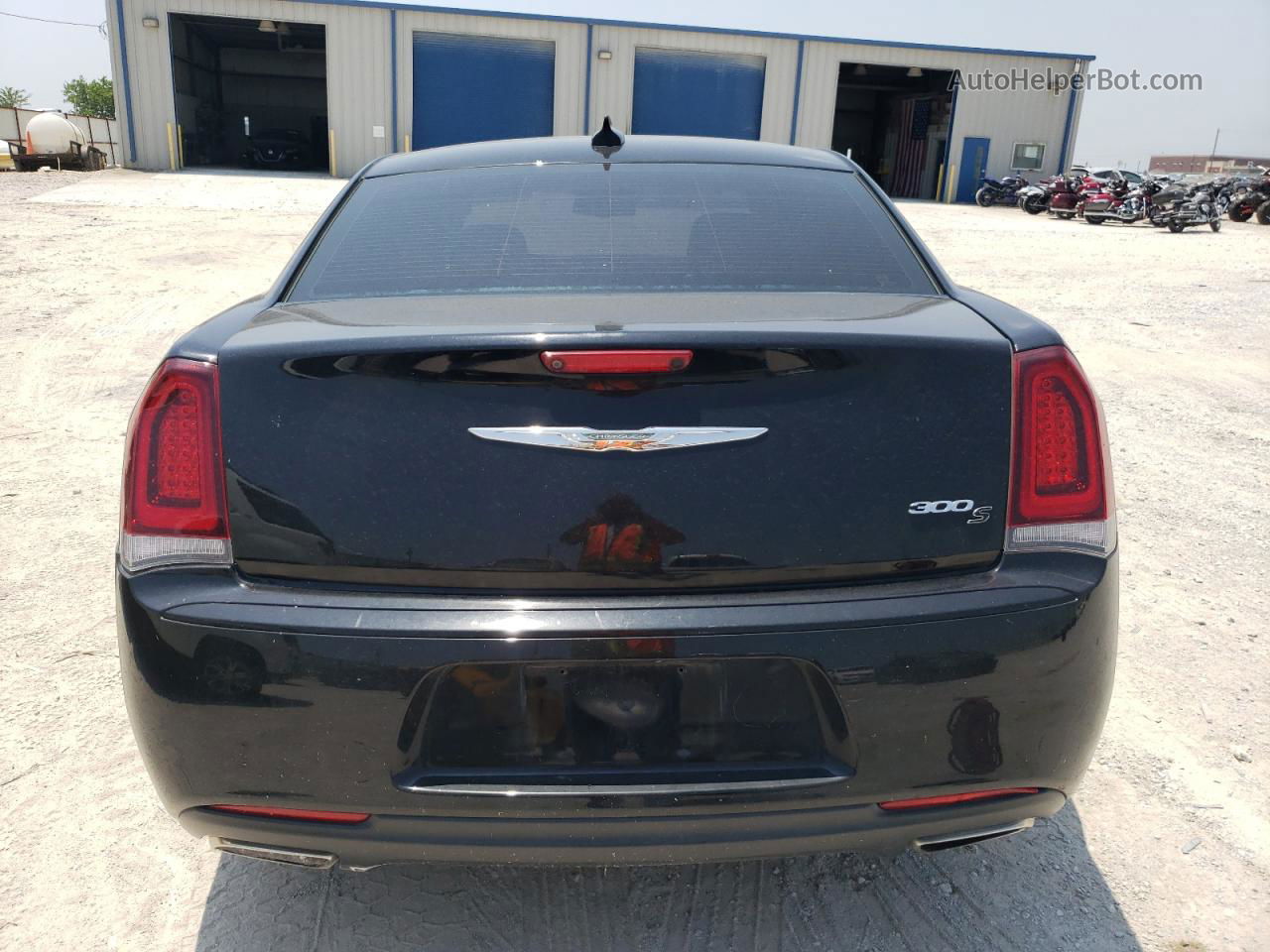 2019 Chrysler 300 S Black vin: 2C3CCABGXKH609510