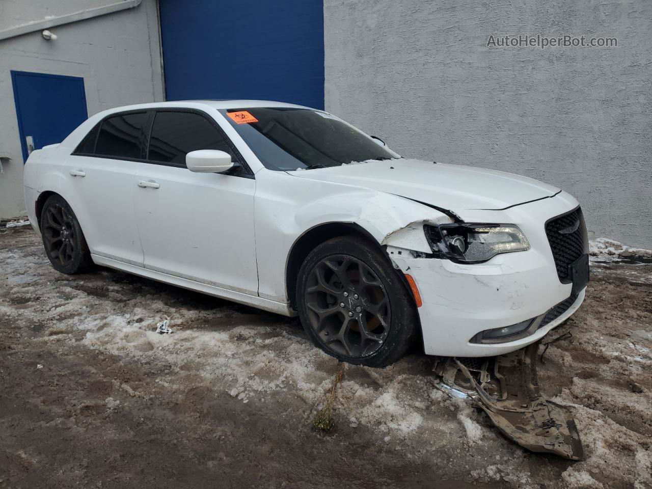 2016 Chrysler 300 S White vin: 2C3CCABT2GH330931