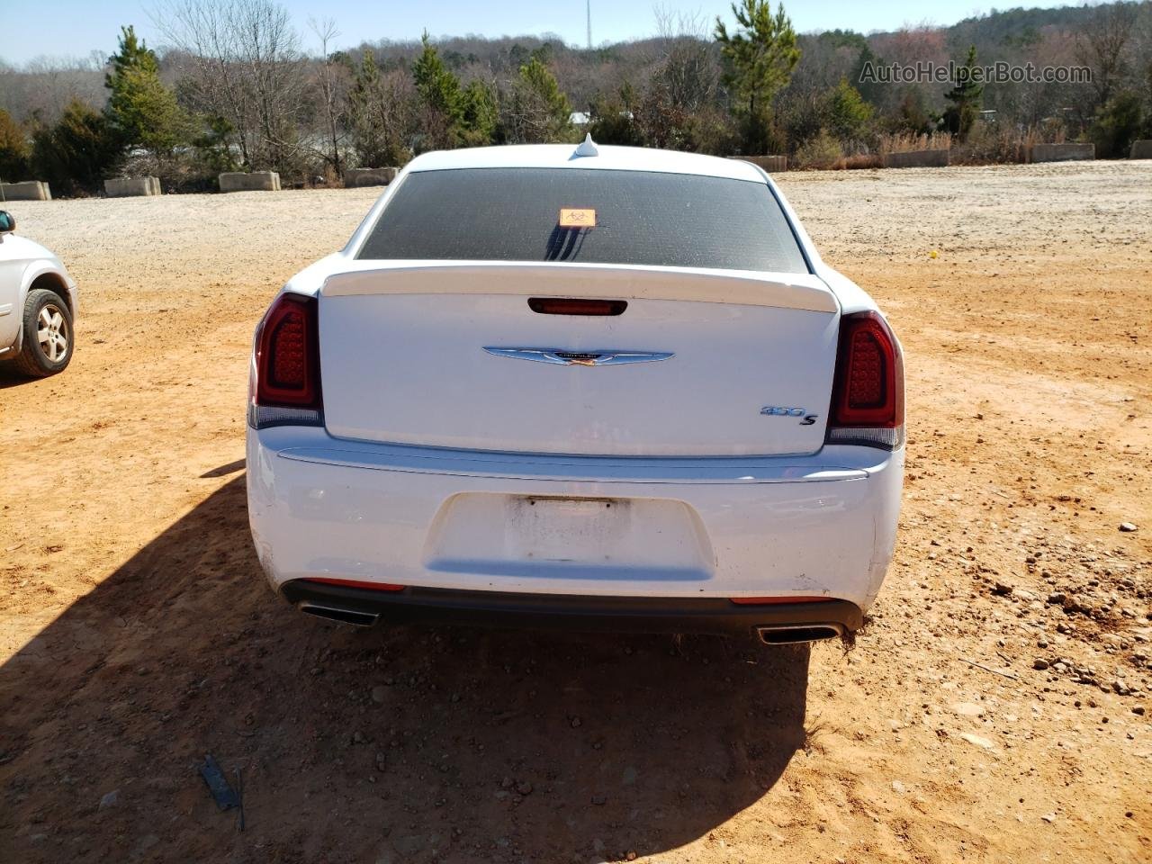 2019 Chrysler 300 S Белый vin: 2C3CCABT3KH618224
