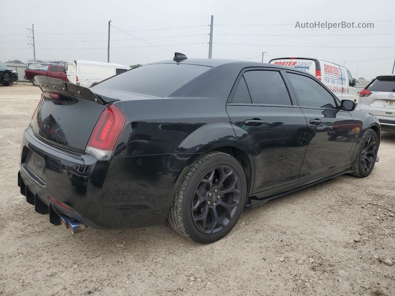 2019 Chrysler 300 S Black vin: 2C3CCABTXKH704517