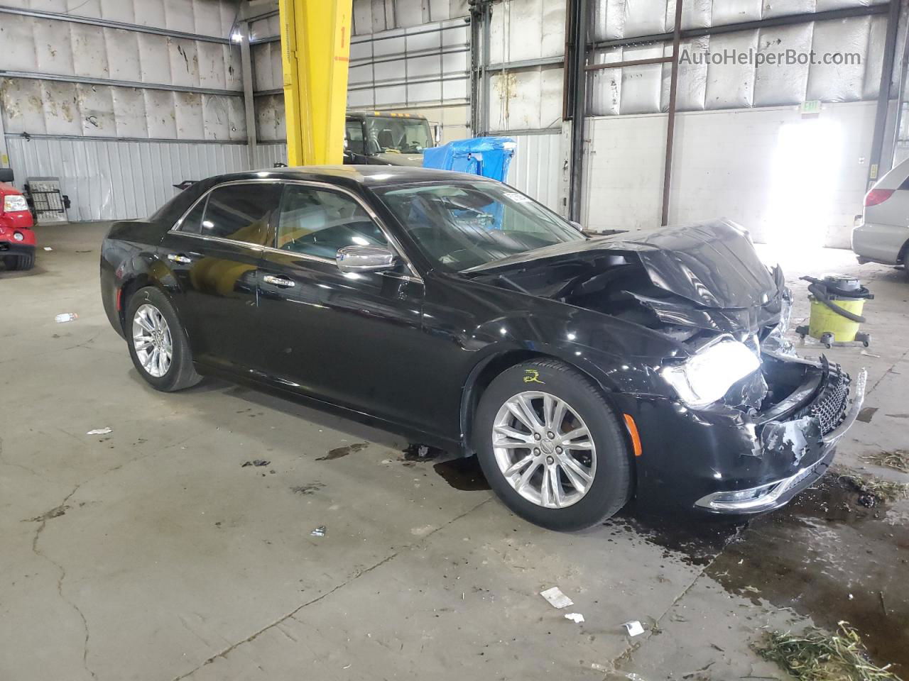 2016 Chrysler 300c  Black vin: 2C3CCAEG0GH111268