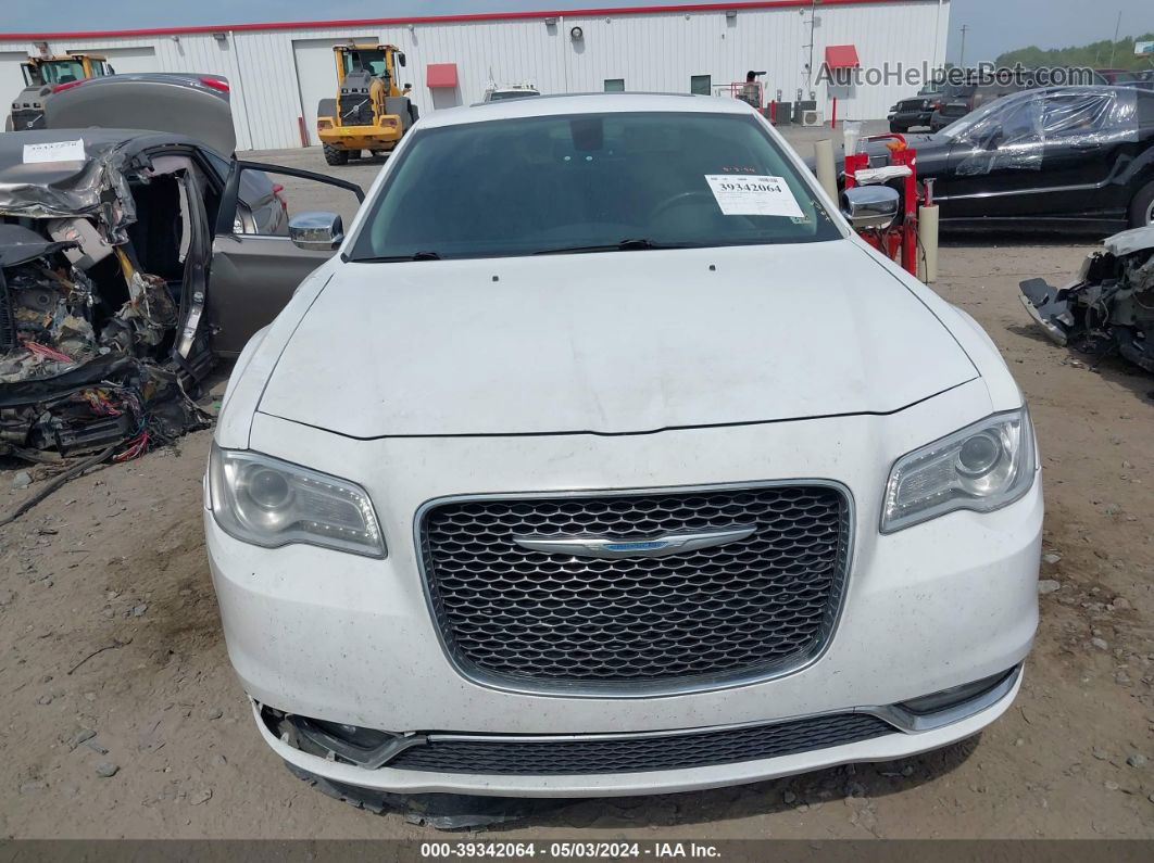 2016 Chrysler 300c   White vin: 2C3CCAEG0GH282439