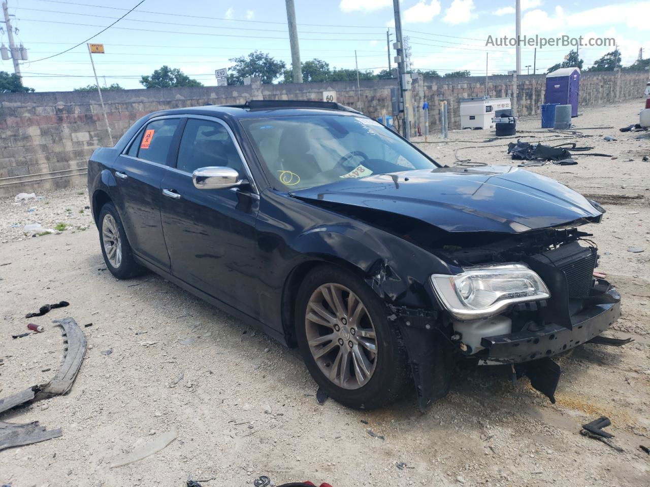 2017 Chrysler 300c  Black vin: 2C3CCAEG0HH564808