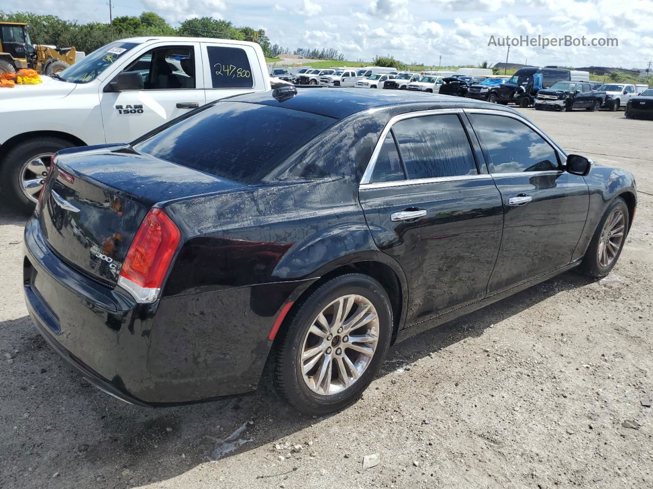 2017 Chrysler 300c  Черный vin: 2C3CCAEG0HH663550