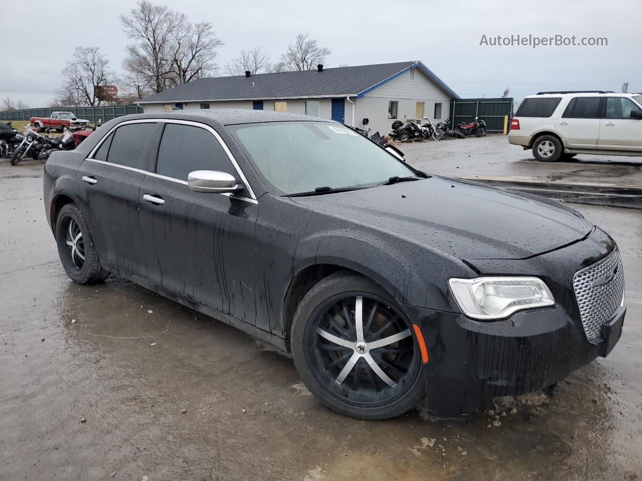 2017 Chrysler 300c  Black vin: 2C3CCAEG1HH565224