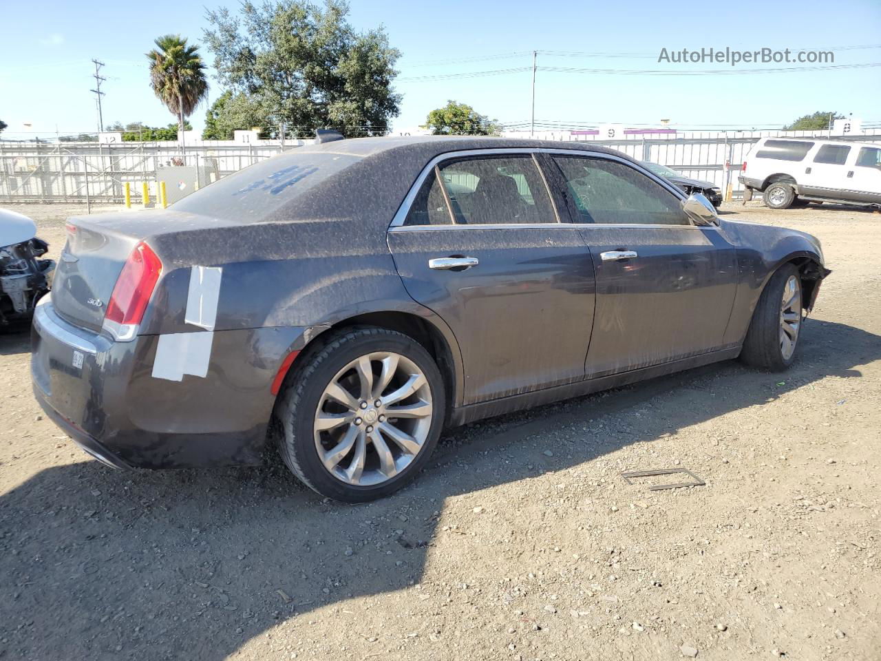 2019 Chrysler 300 Limited Gray vin: 2C3CCAEG1KH536653