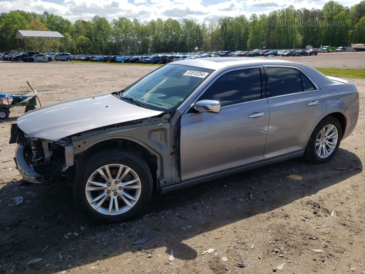 2017 Chrysler 300c  Silver vin: 2C3CCAEG3HH564611