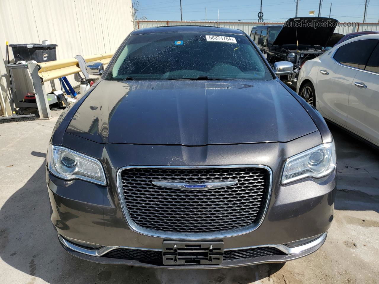 2019 Chrysler 300 Limited Серый vin: 2C3CCAEG3KH585692