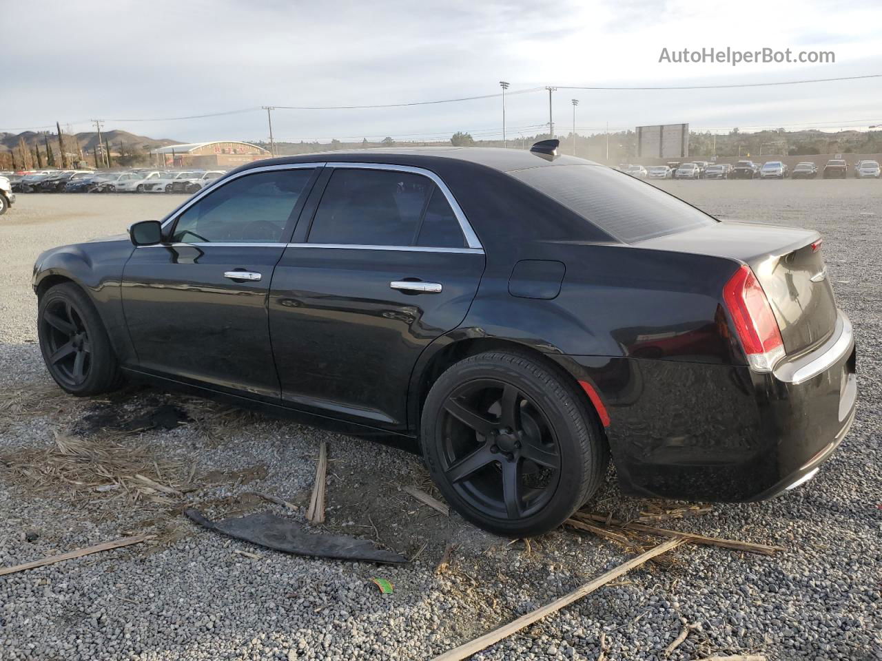 2016 Chrysler 300c  Черный vin: 2C3CCAEG4GH207517