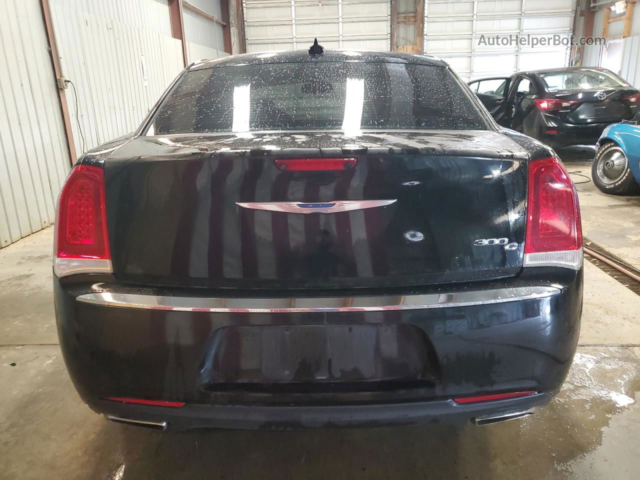 2017 Chrysler 300c  Black vin: 2C3CCAEG4HH564293