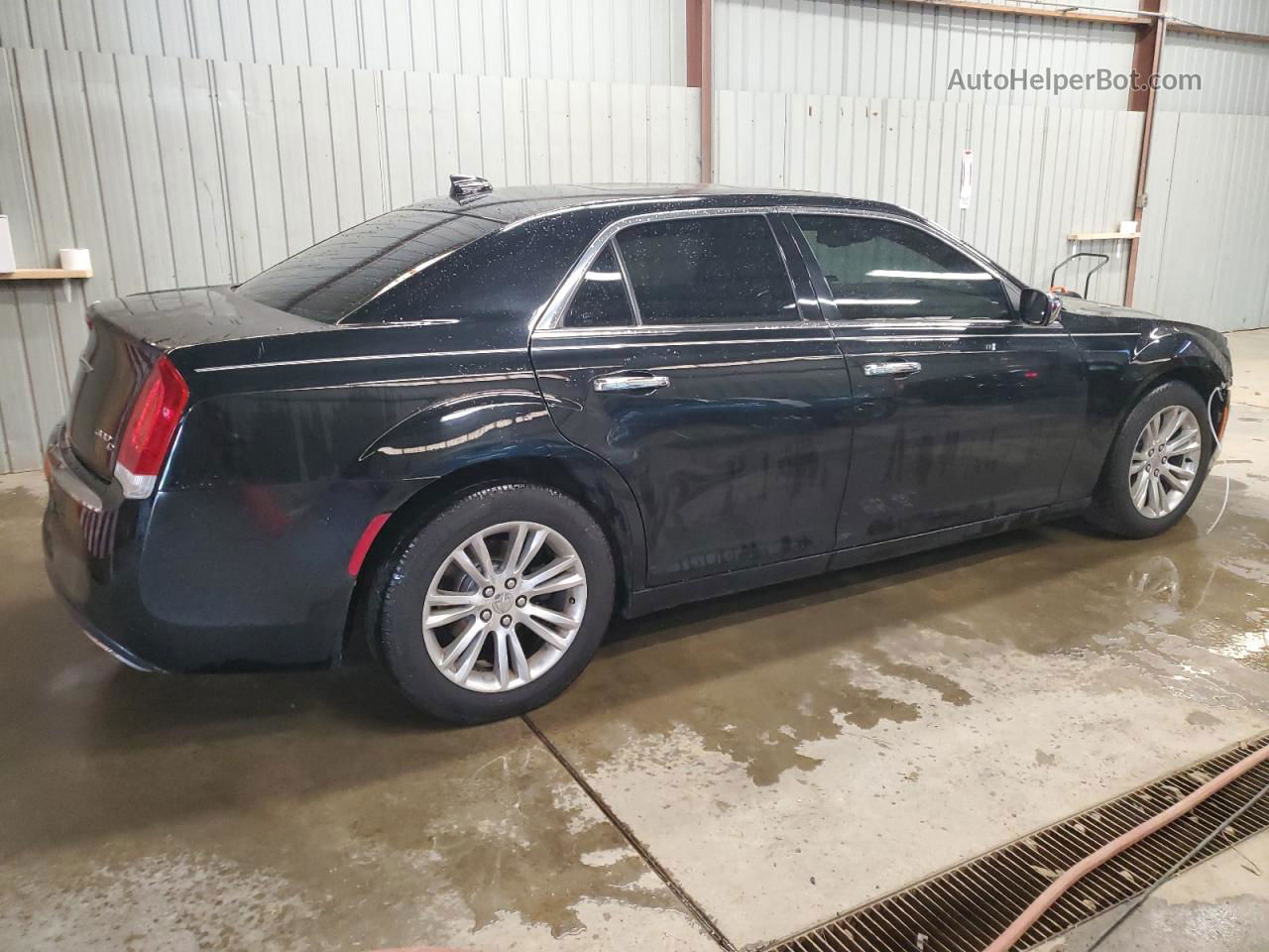 2017 Chrysler 300c  Black vin: 2C3CCAEG4HH564293