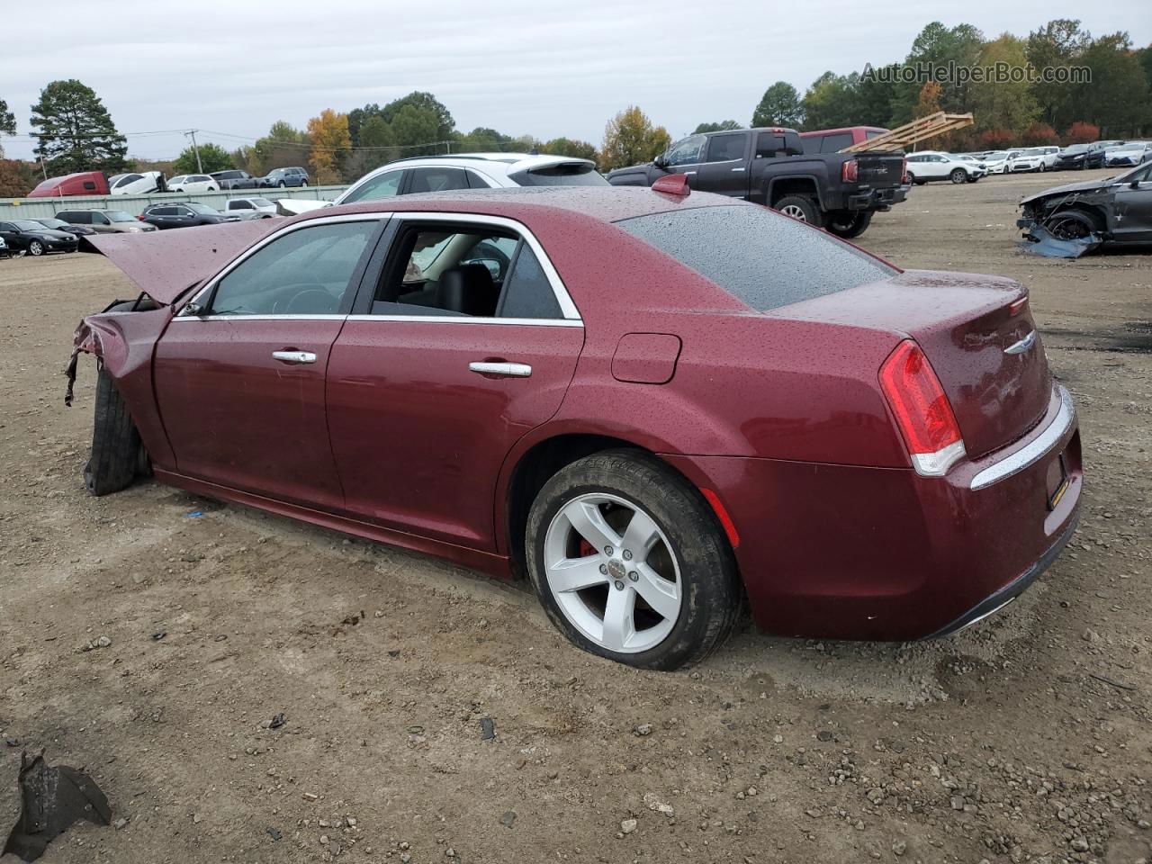 2019 Chrysler 300 Limited Красный vin: 2C3CCAEG4KH585944