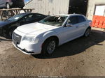 2016 Chrysler 300   White vin: 2C3CCAEG5GH100539