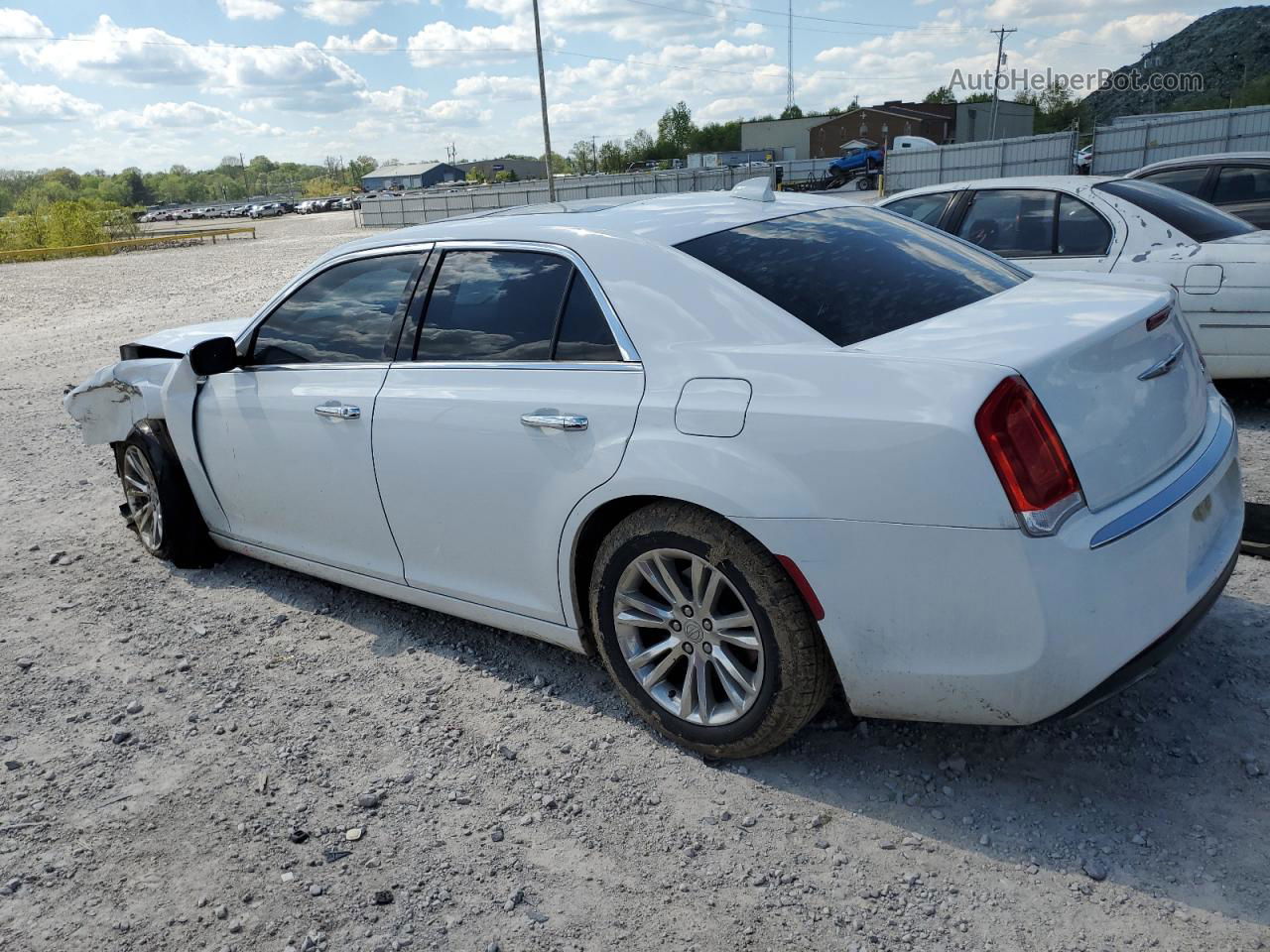 2016 Chrysler 300c  White vin: 2C3CCAEG5GH351187