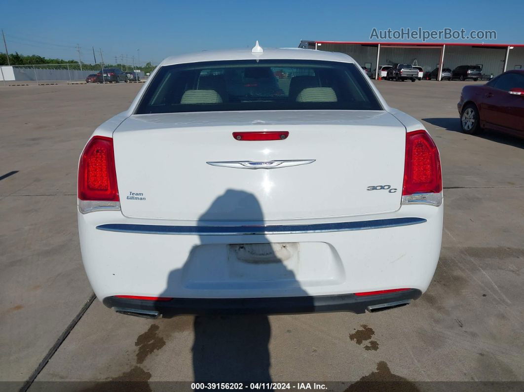 2017 Chrysler 300c   White vin: 2C3CCAEG5HH549883