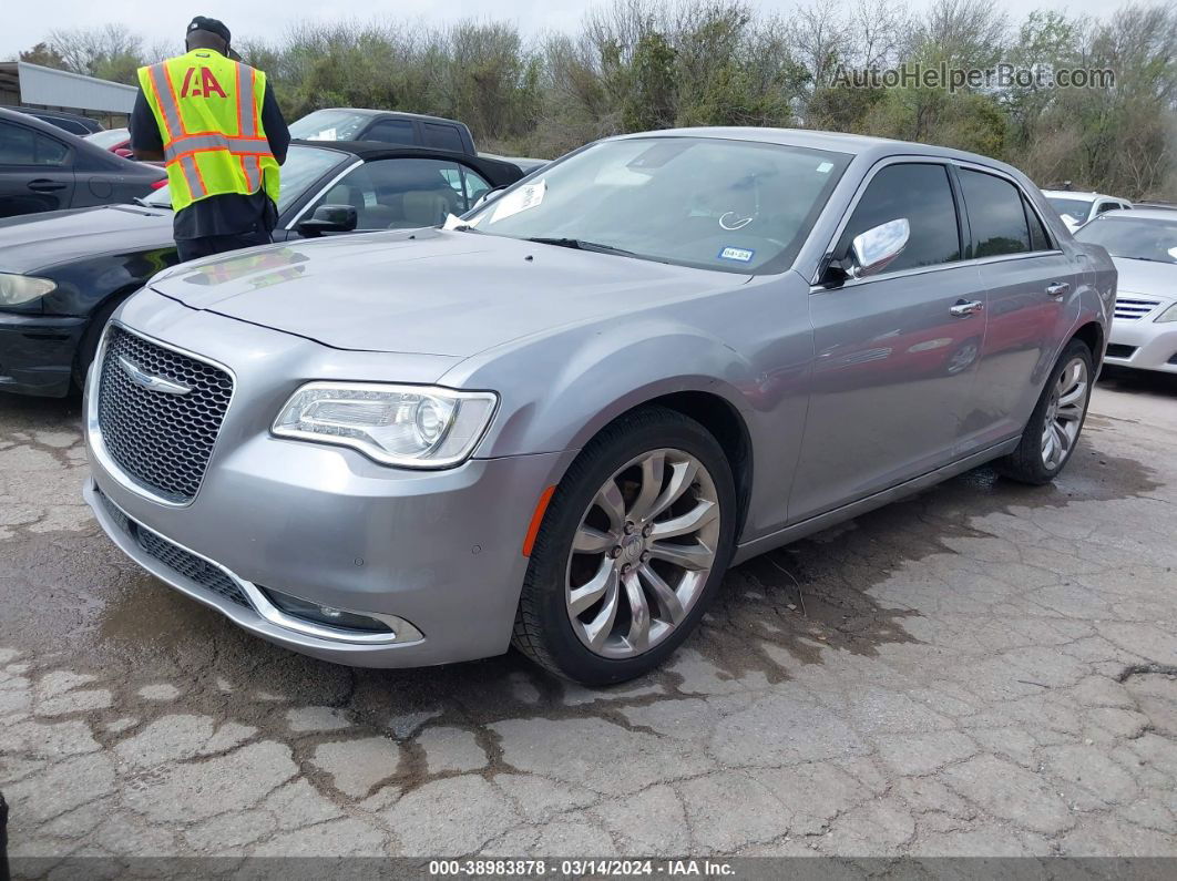 2017 Chrysler 300c   Silver vin: 2C3CCAEG5HH586402