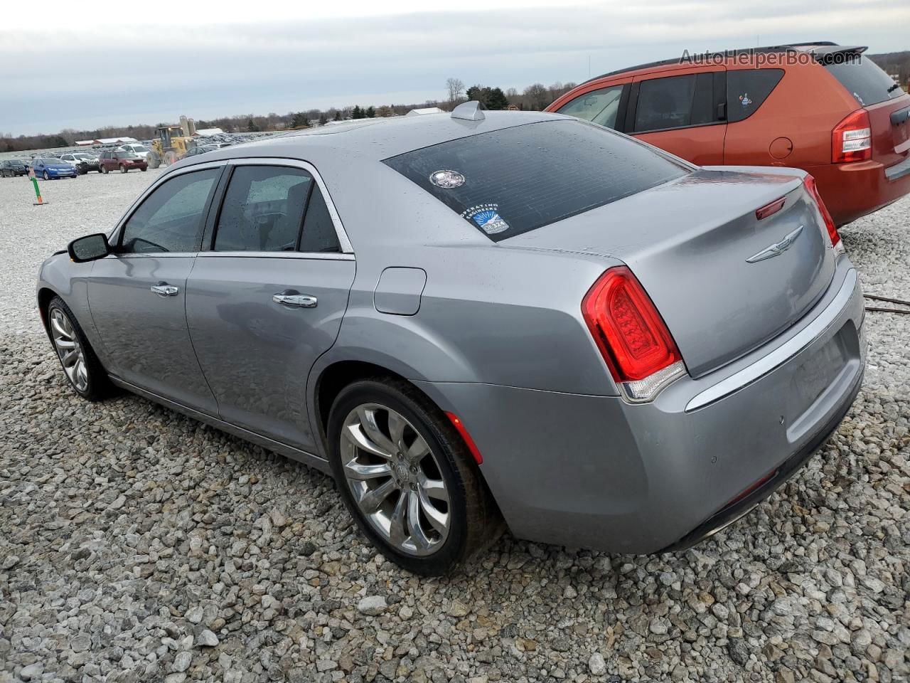 2017 Chrysler 300c  Серебряный vin: 2C3CCAEG5HH586495