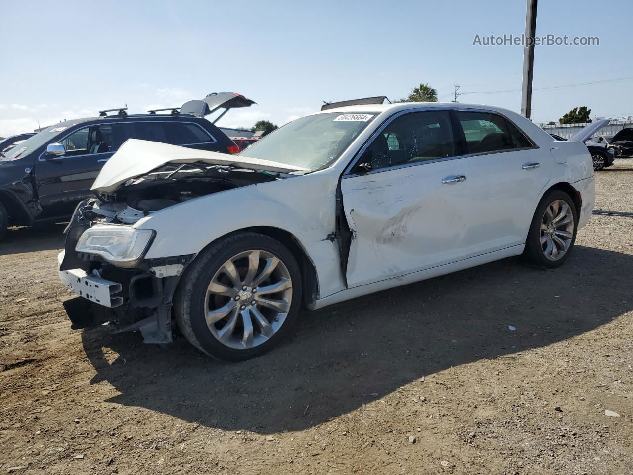 2019 Chrysler 300 Limited White vin: 2C3CCAEG5KH562978