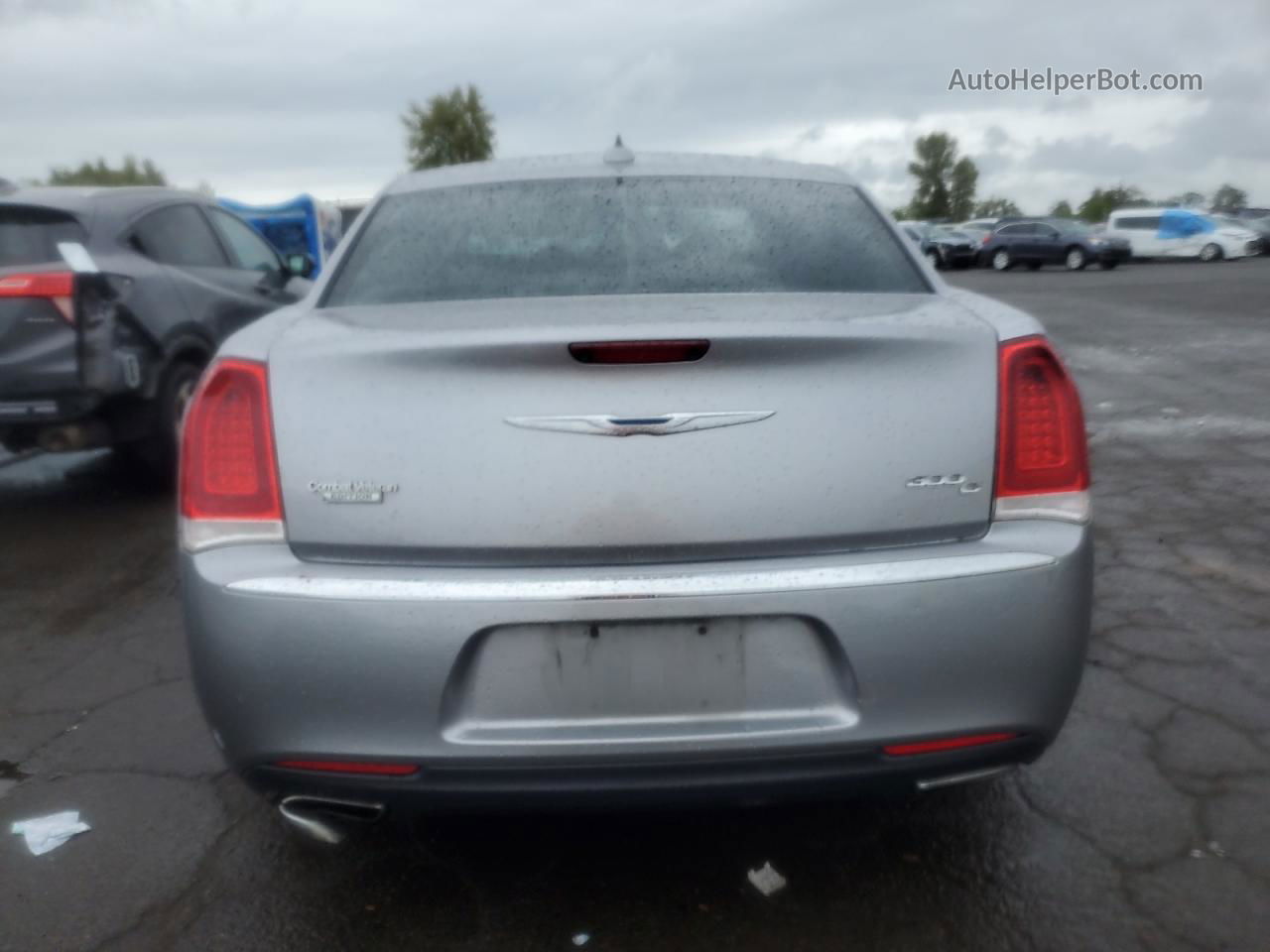 2016 Chrysler 300c  Silver vin: 2C3CCAEG6GH156473