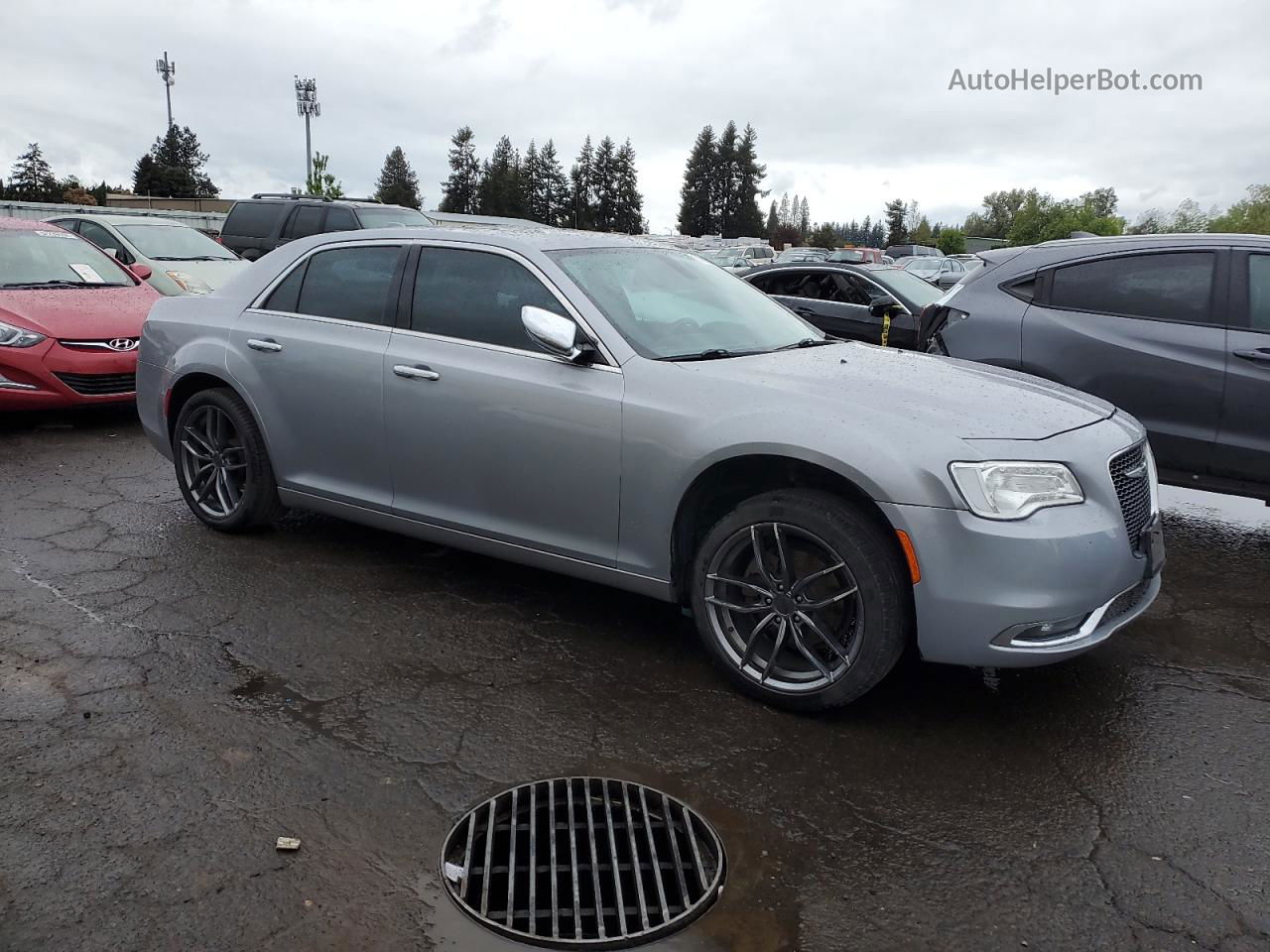 2016 Chrysler 300c  Silver vin: 2C3CCAEG6GH156473