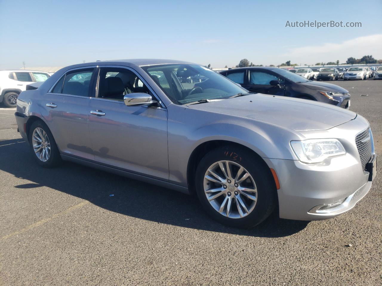 2016 Chrysler 300c  Silver vin: 2C3CCAEG6GH229972