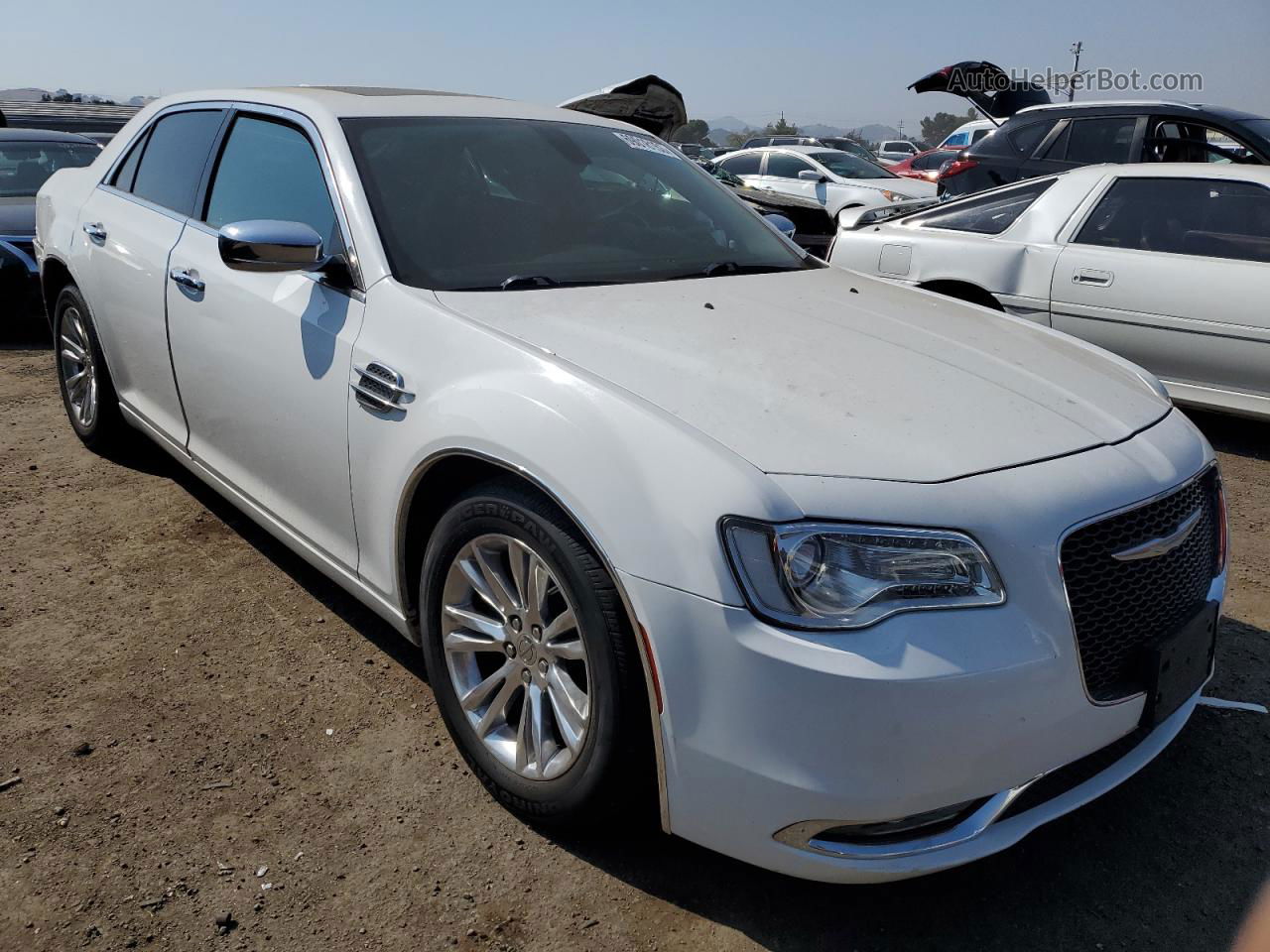 2016 Chrysler 300c  White vin: 2C3CCAEG6GH252460