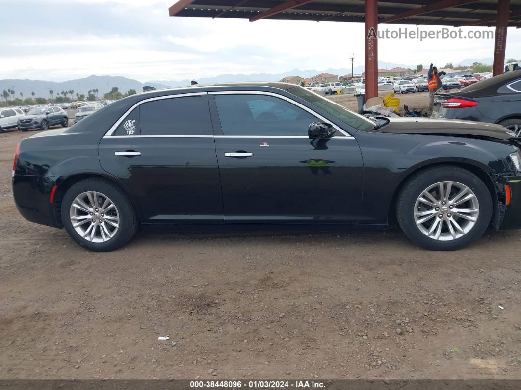 2017 Chrysler 300c   Black vin: 2C3CCAEG6HH552212