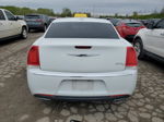 2017 Chrysler 300c  Белый vin: 2C3CCAEG6HH579944