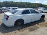 2017 Chrysler 300c  White vin: 2C3CCAEG6HH662368