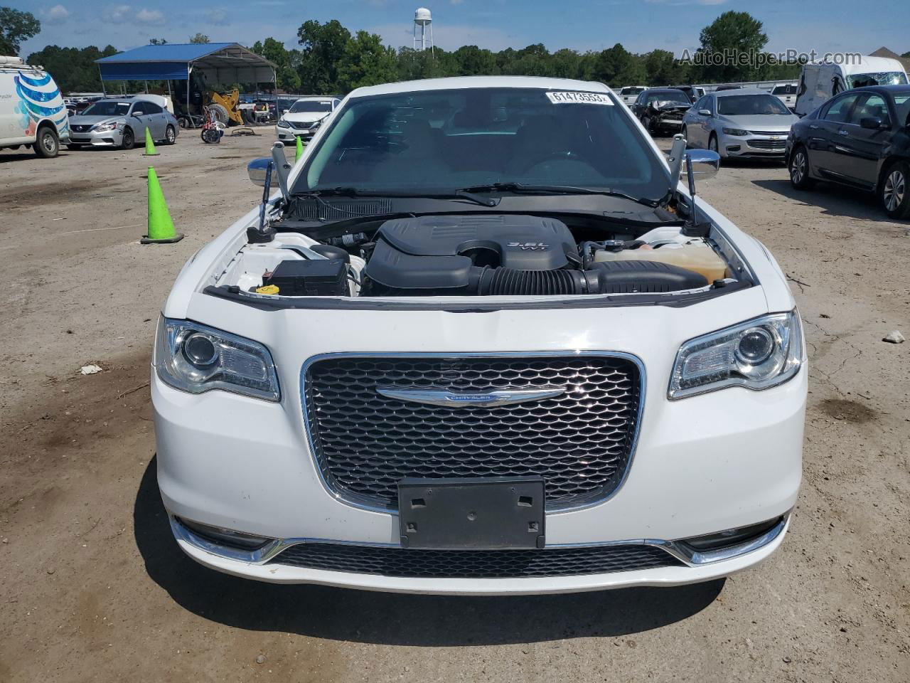 2017 Chrysler 300c  Белый vin: 2C3CCAEG6HH662368