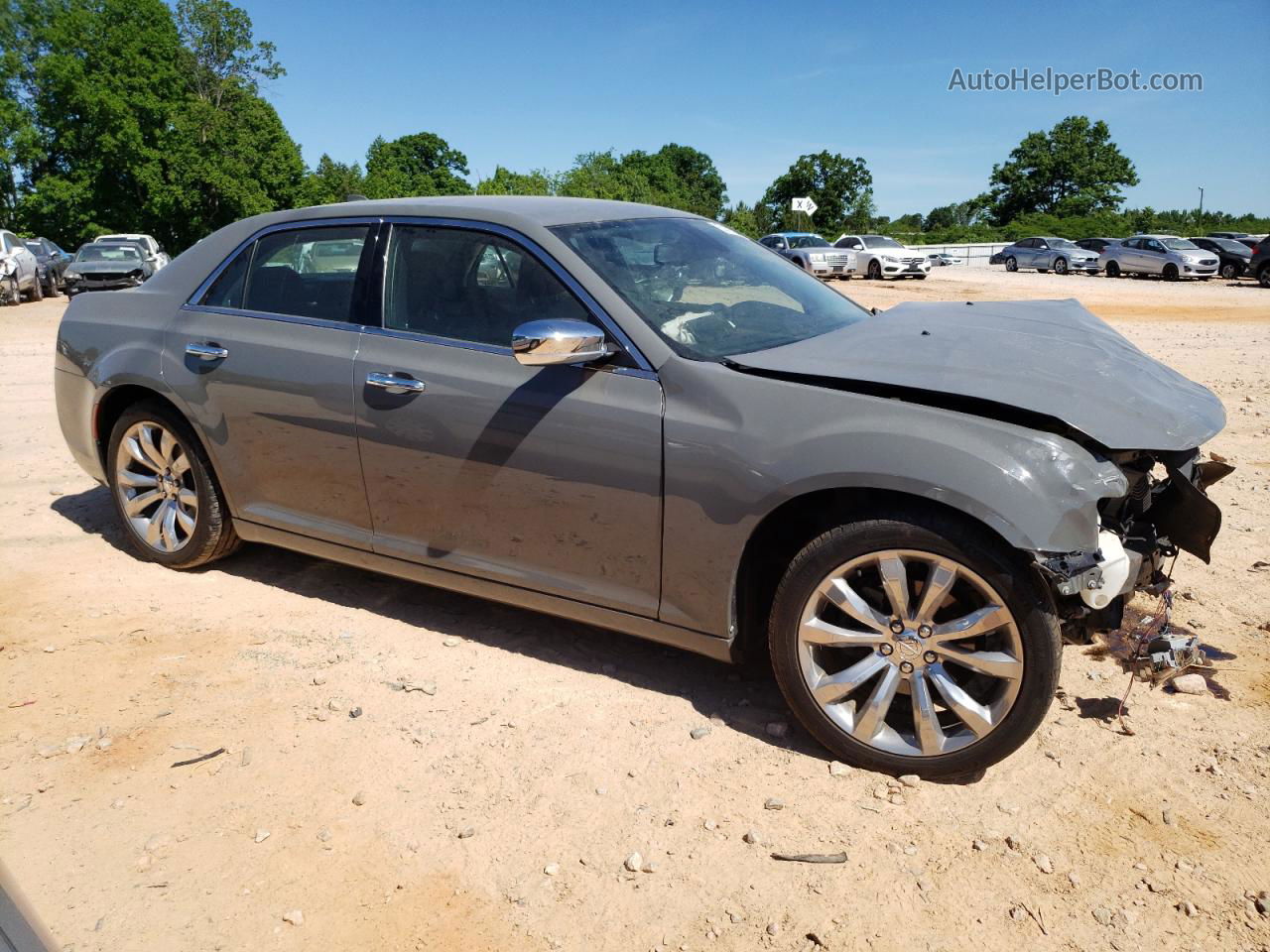 2019 Chrysler 300 Limited Gray vin: 2C3CCAEG6KH528354