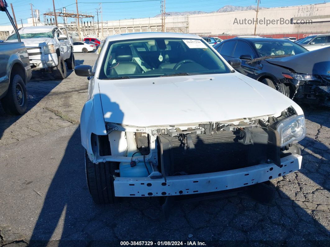 2019 Chrysler 300 Limited White vin: 2C3CCAEG6KH555781