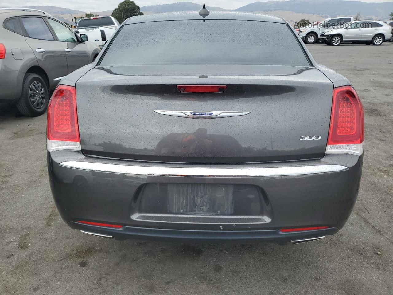 2019 Chrysler 300 Limited Charcoal vin: 2C3CCAEG6KH568658