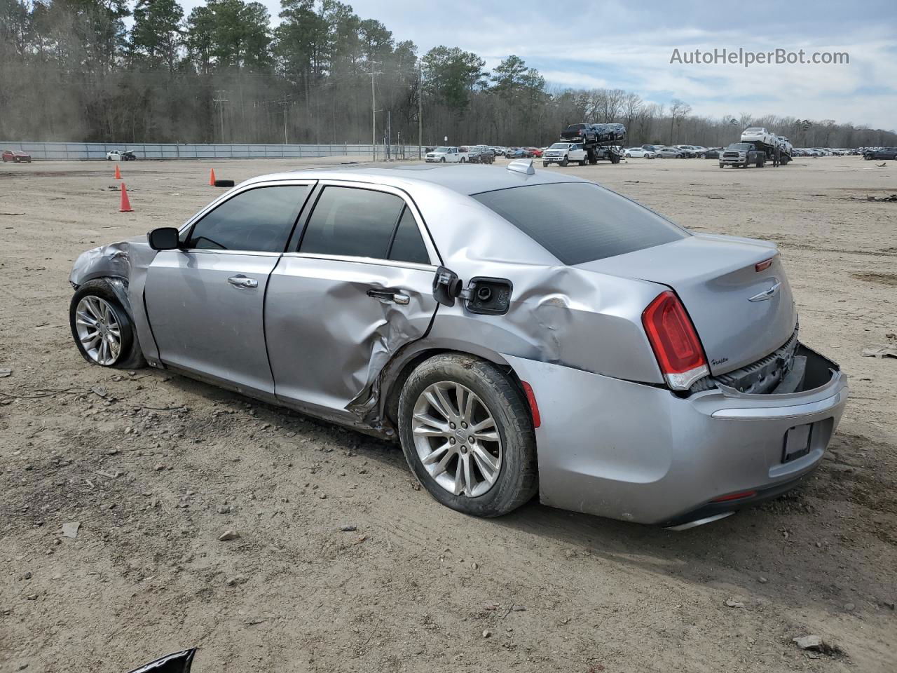 2016 Chrysler 300c  Silver vin: 2C3CCAEG7GH161357