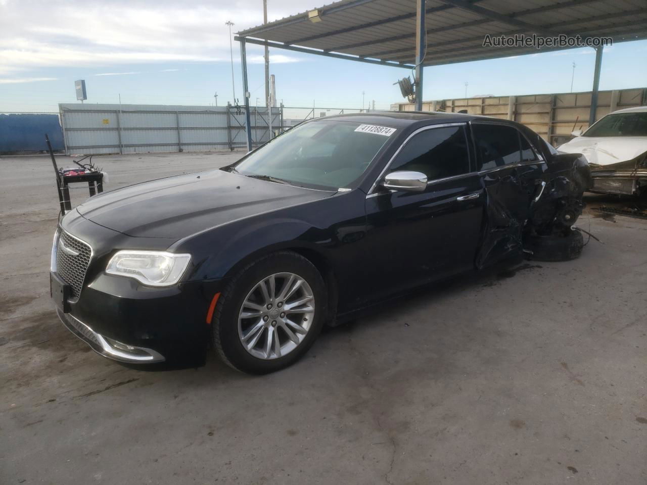 2017 Chrysler 300c  Black vin: 2C3CCAEG7HH565194