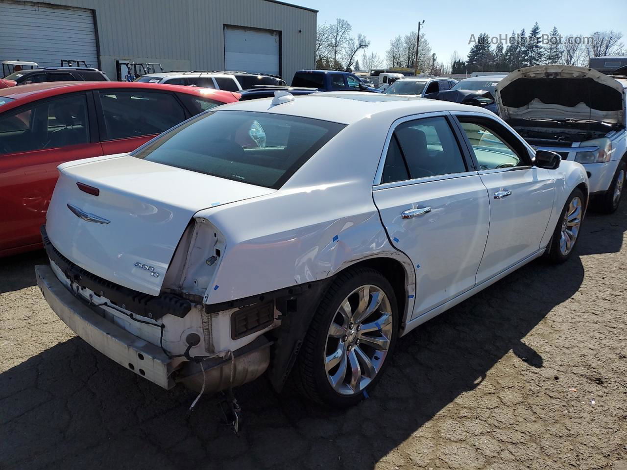 2017 Chrysler 300c  White vin: 2C3CCAEG7HH570265