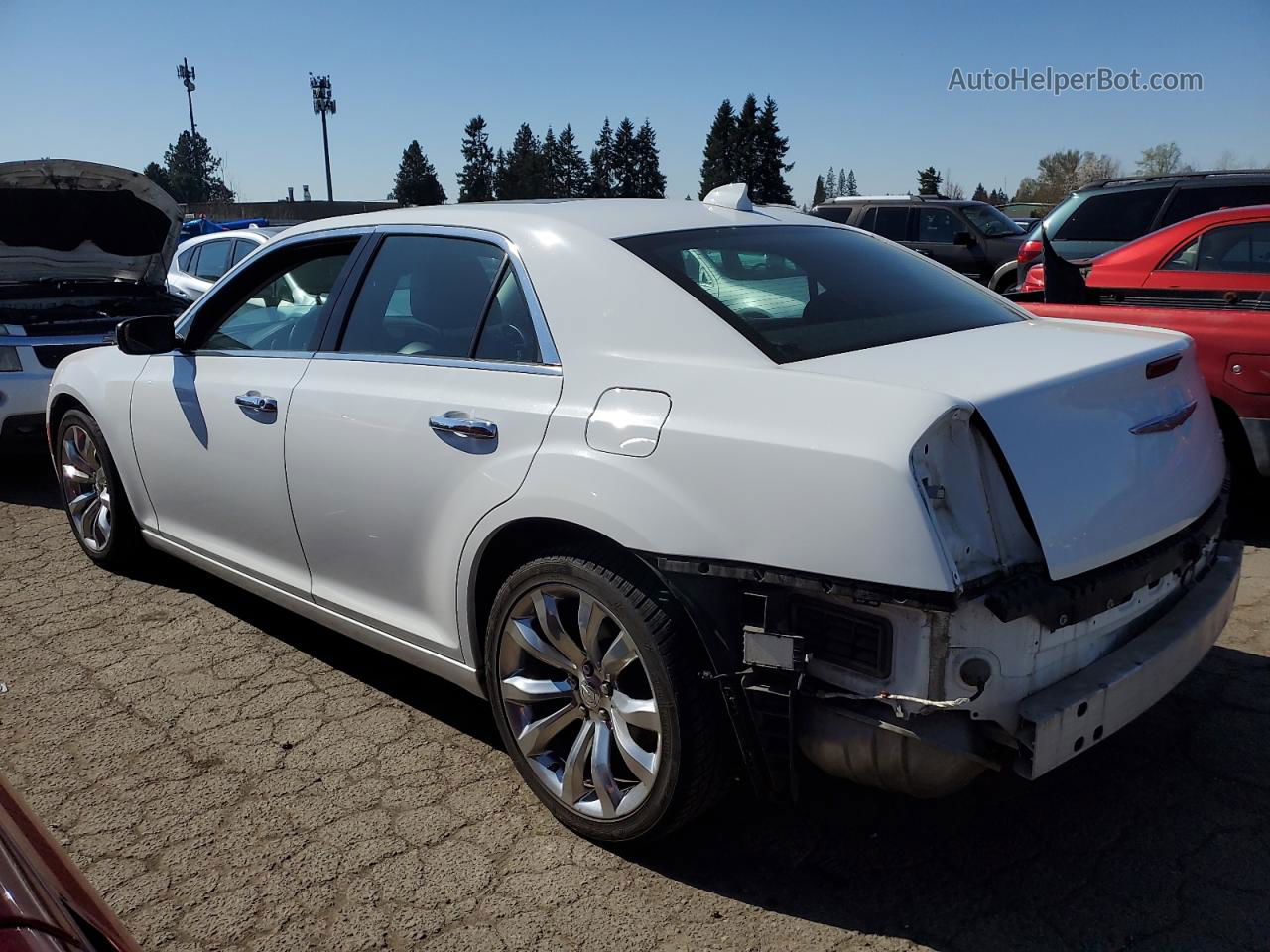 2017 Chrysler 300c  White vin: 2C3CCAEG7HH570265