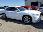 2017 Chrysler 300c  Белый vin: 2C3CCAEG7HH570265